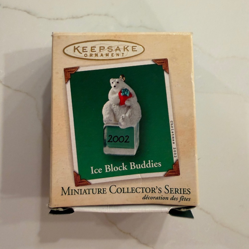 Hallmark Keepsake 2002 Ice Block Buddies Polar Bear Miniature Ornament QXM4356